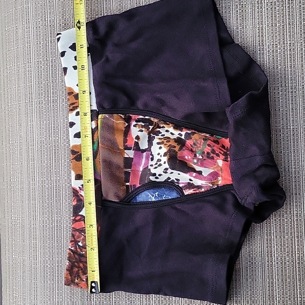 BRIEFS - Picture 7 of 10